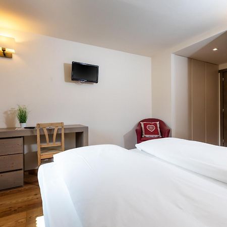 Hotel Cardo Isolaccia Dış mekan fotoğraf