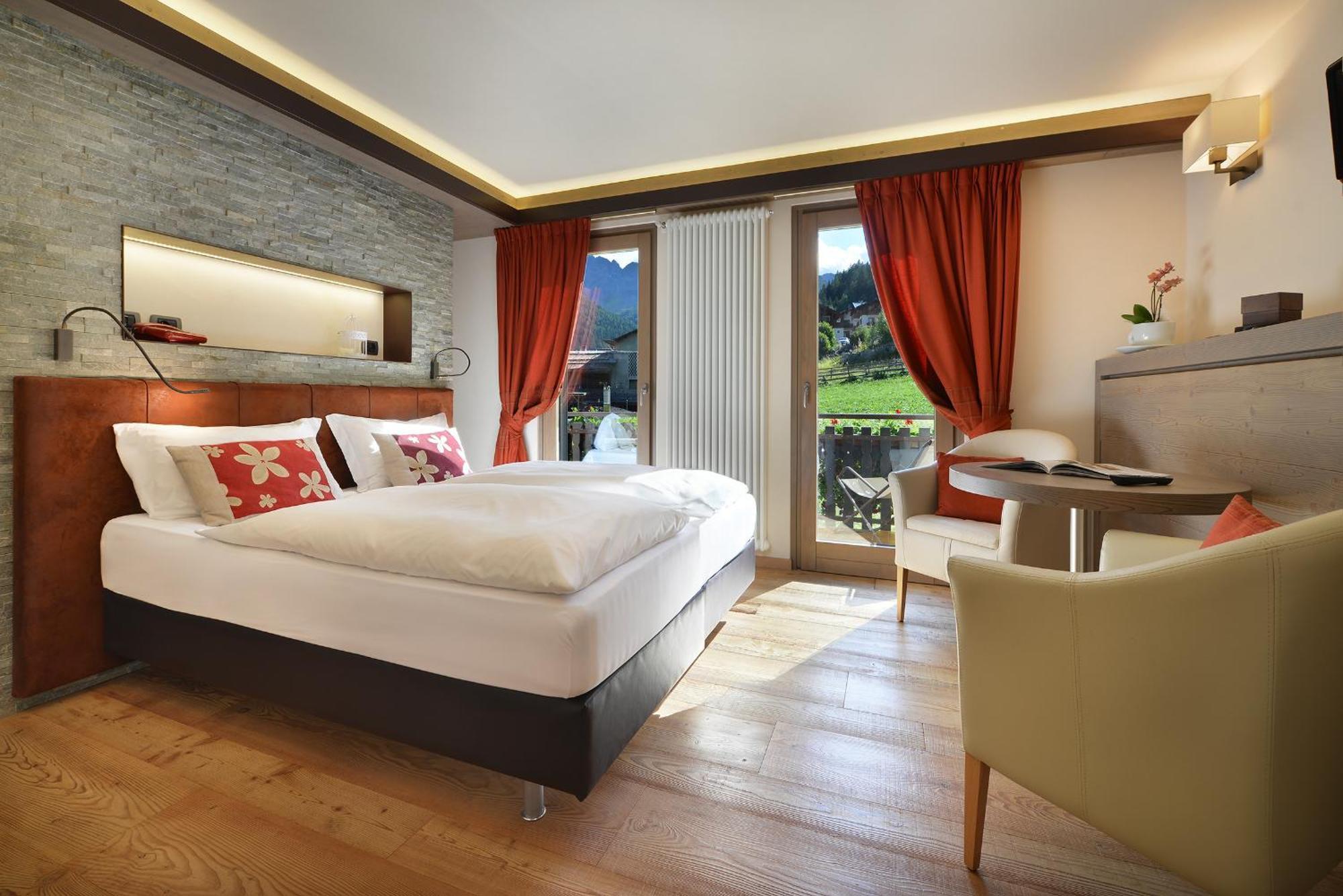 Hotel Cardo Isolaccia Dış mekan fotoğraf